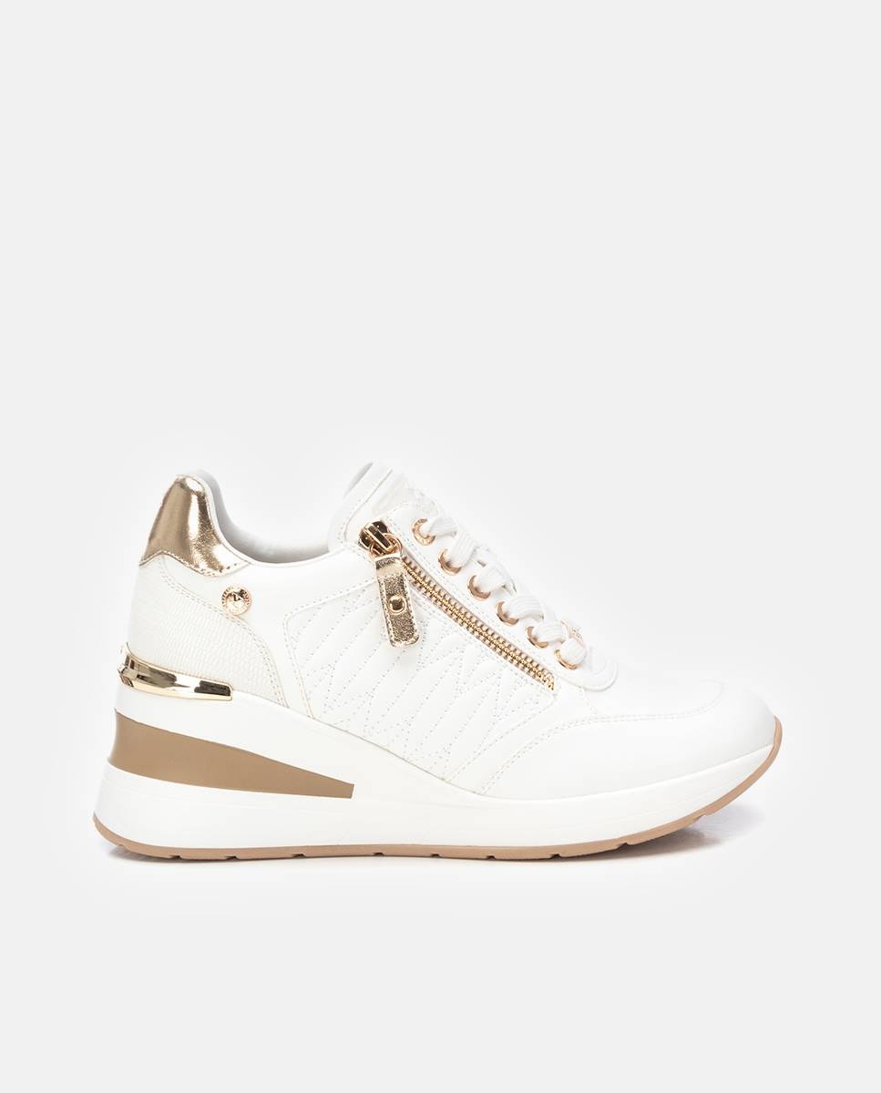 Imagem 0 de Sapatilhas com Cunha e Atacadores