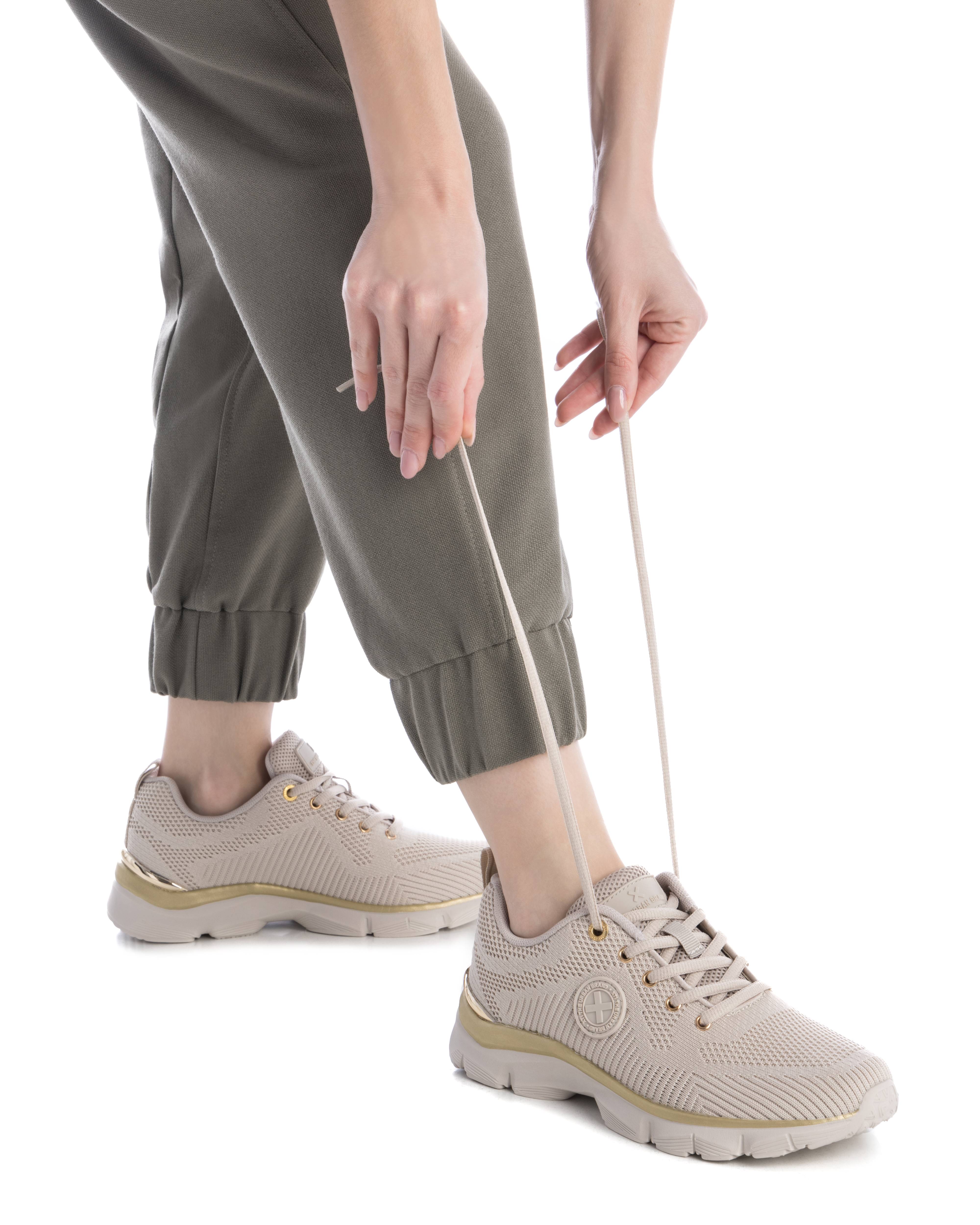 Sapatilhas Desportivas com Atacadores Elásticas Bege-2