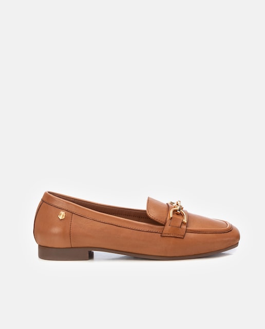 Imagem 0 de Mocassins de Pele com Fivela Decorativa