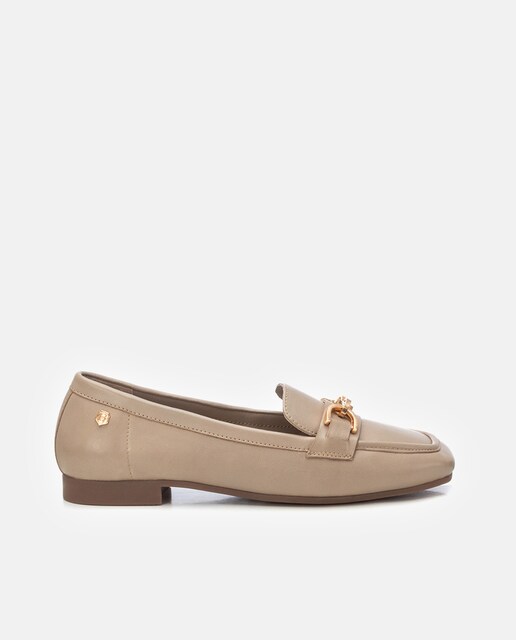 Imagem 0 de Mocassins de Pele com Fivela Decorativa
