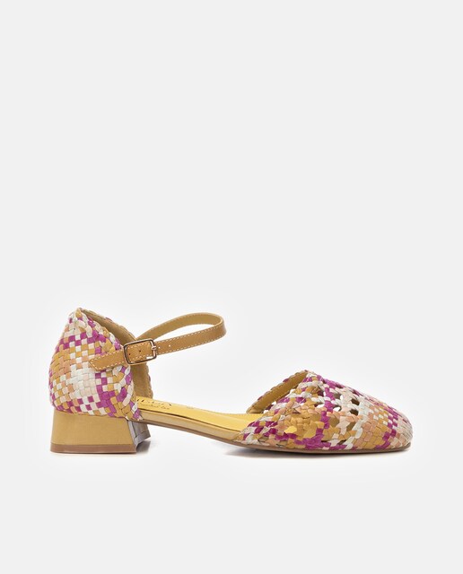 Imagem 0 de Sapatos Rasos de Pele com Fecho de Fivela