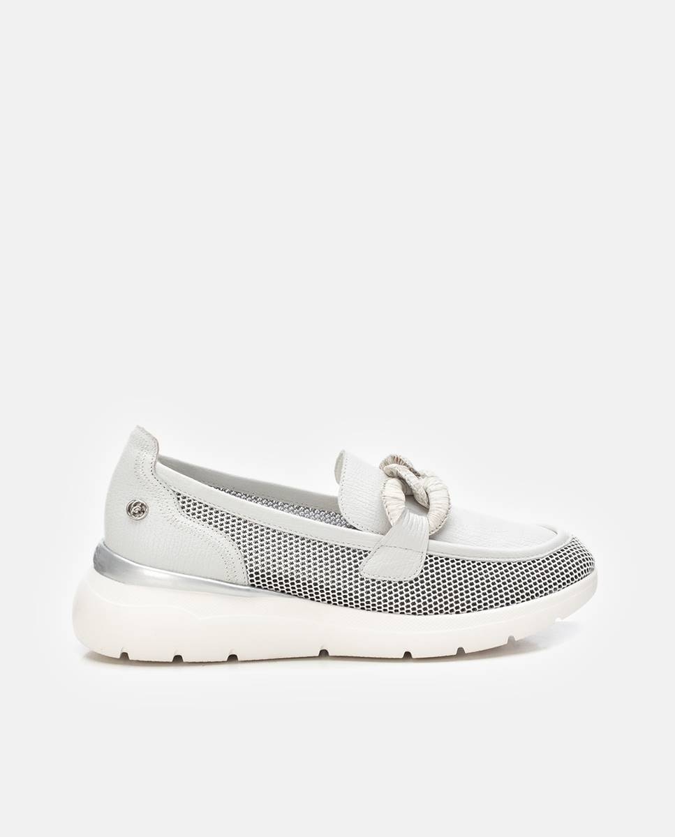 Mocassins de Pele com Sola de Borracha Branco / Preto-1