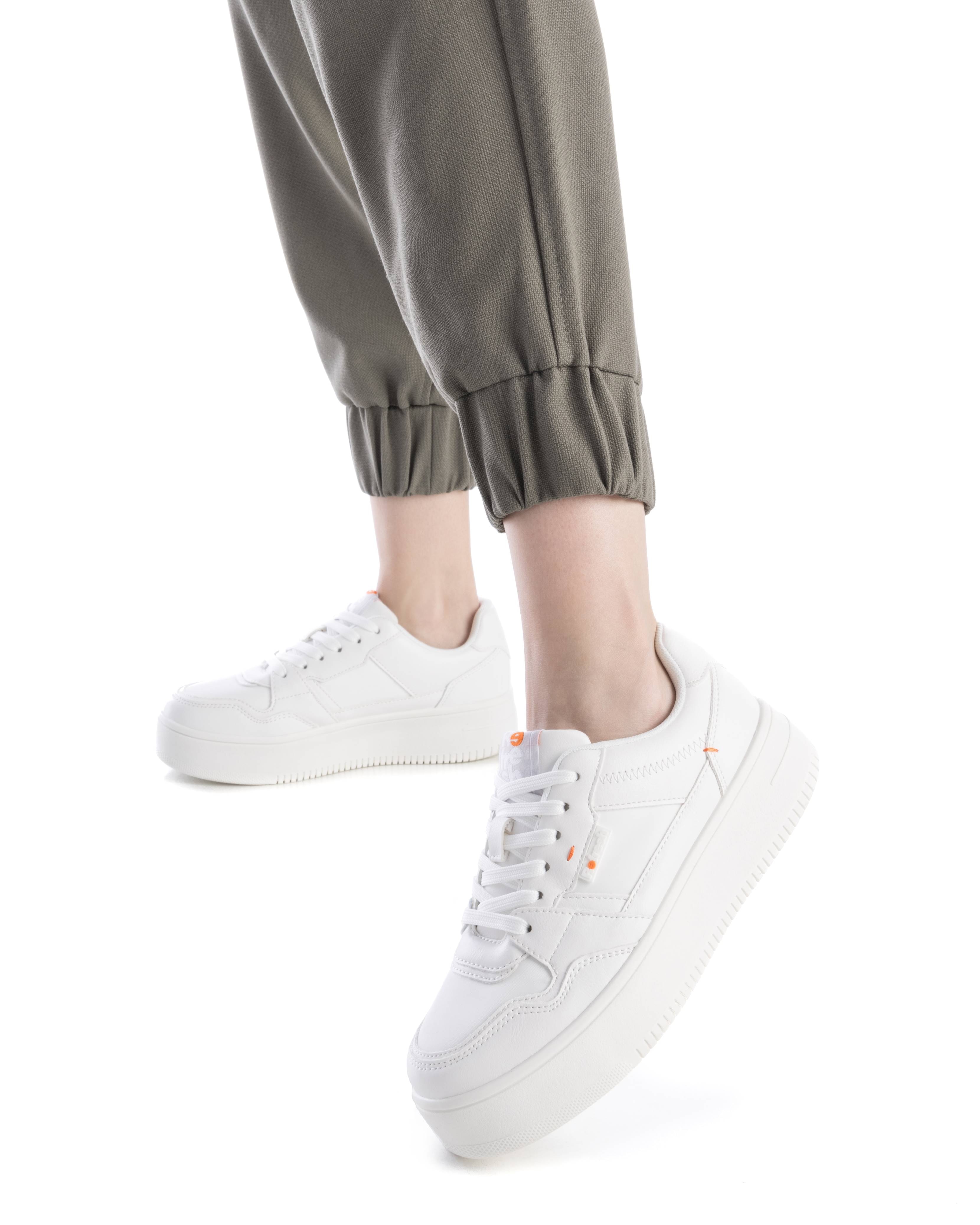 Sapatilhas de Lona com Atacadores Branco-2