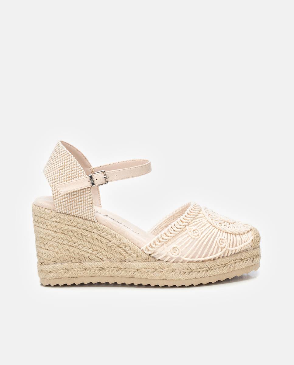 Imagem 0 de Alpercatas de Cunha com Fecho de Fivela