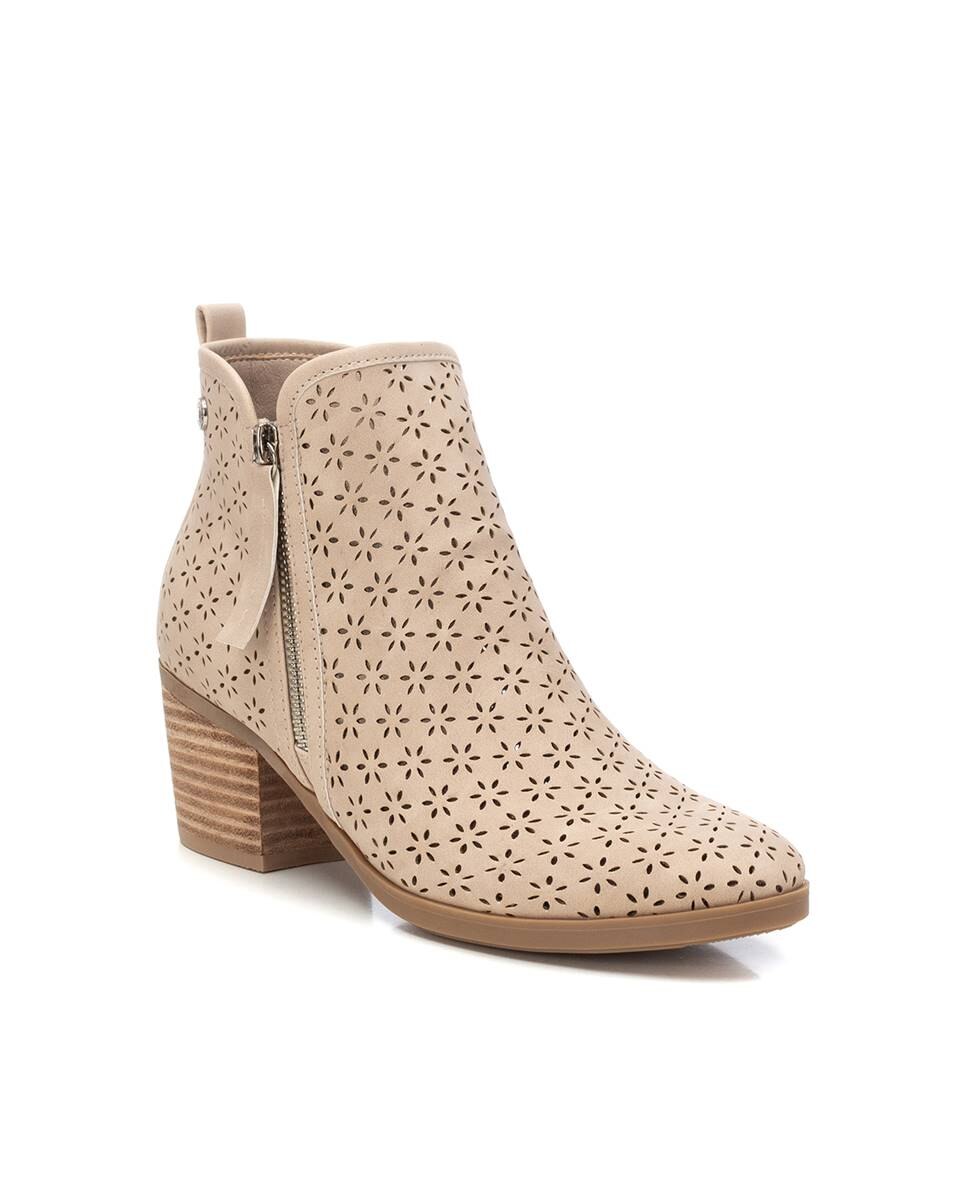 Botins com Salto e Fecho Zip Lateral Bege-3