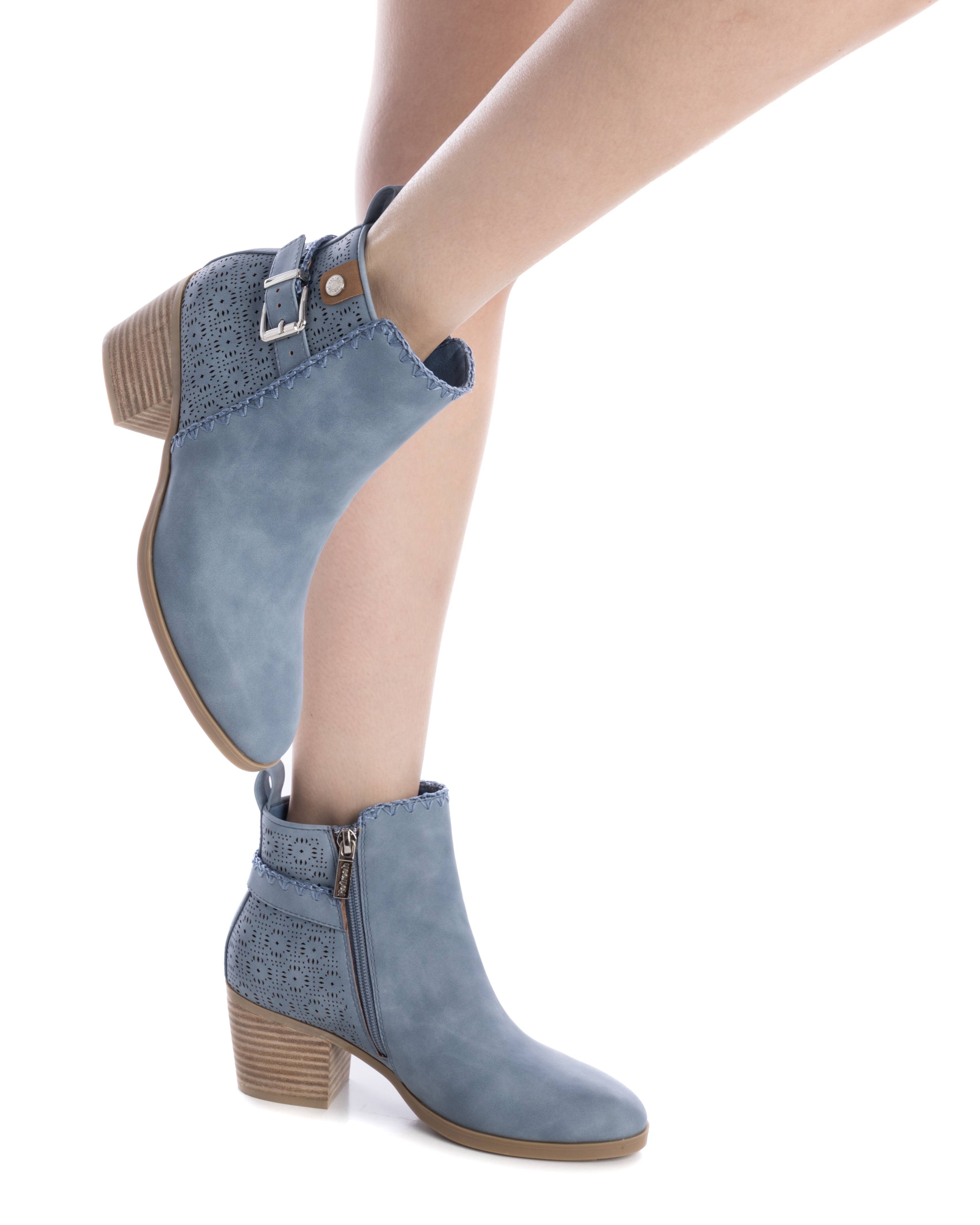 Botins com Salto e Fecho Zip Lateral Azul-2