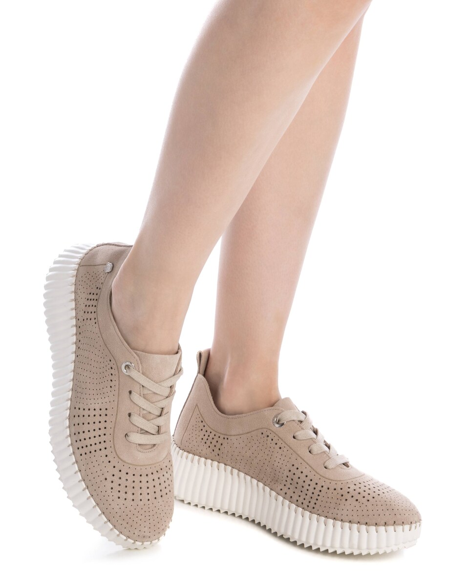 Sapatilhas de Pele com Atacadores Bege-2