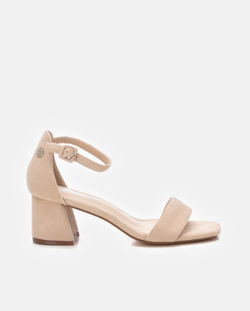 Imagem 0 de Sandálias de Salto com Fecho de Fivela