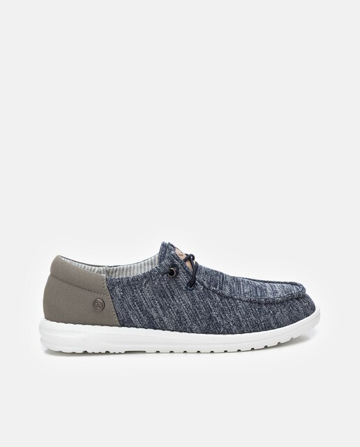 Imagem 0 de Sapatos de Cordões com Sola de Borracha