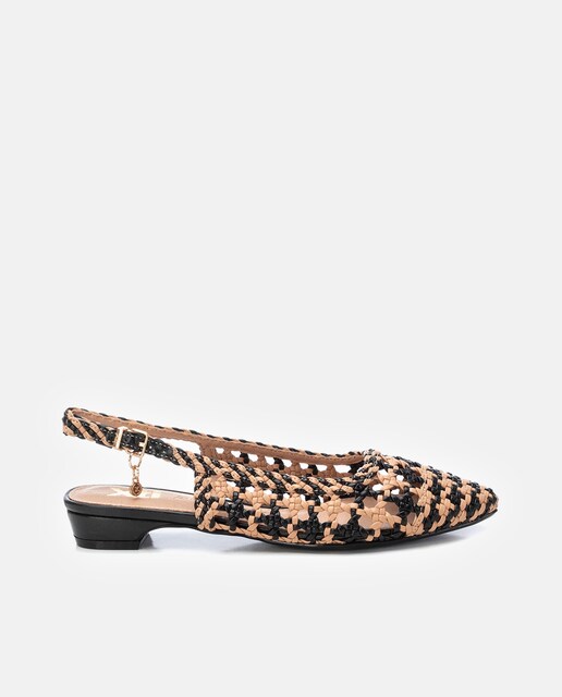 Imagem 0 de Sapatos Rasos com Fecho de Fivela