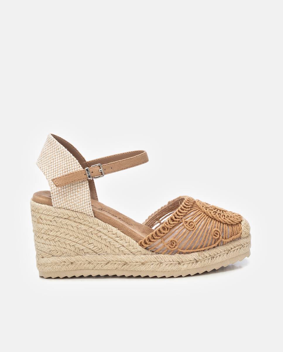 Imagem 0 de Alpercatas de Cunha com Fecho de Fivela