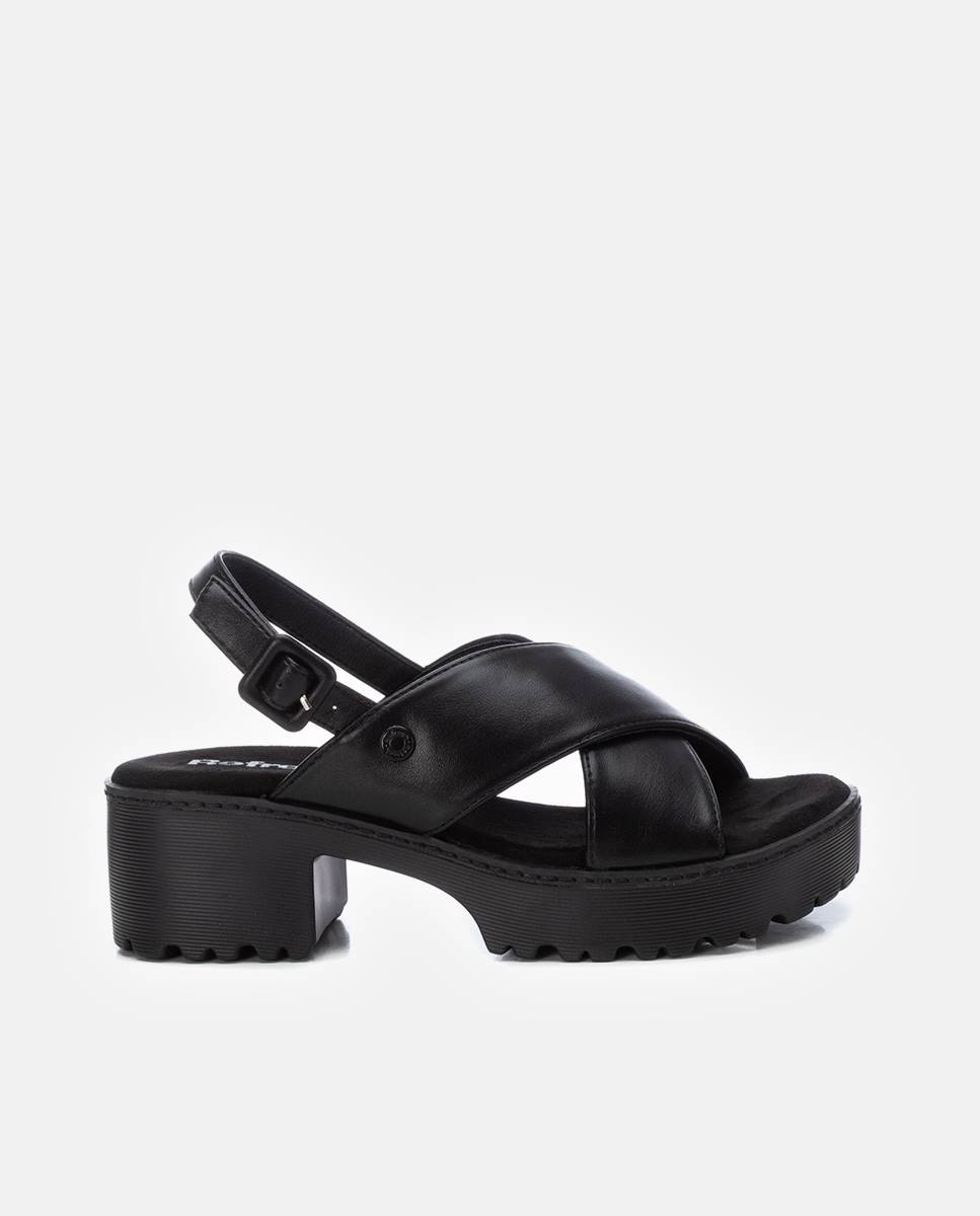 Imagem 0 de Sandálias de Salto com Fecho de Fivela