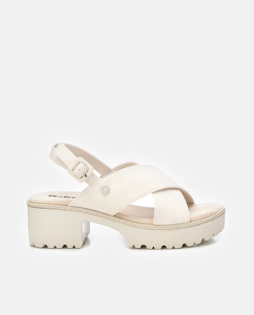 Imagem 0 de Sandálias de Salto com Fecho de Fivela