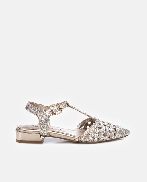 Imagem 0 de Sapatos Rasos de Pele com Fecho de Fivela