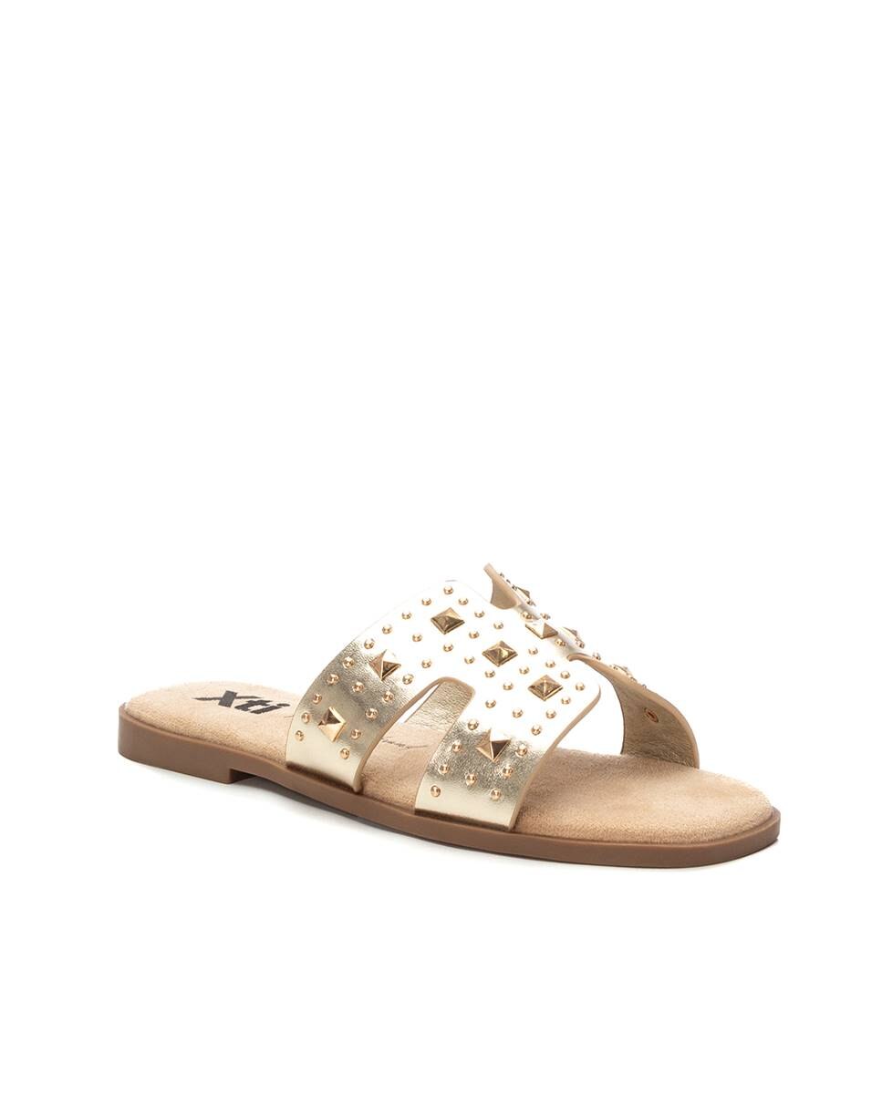 Sandálias Rasas com Tachas Ouro-3