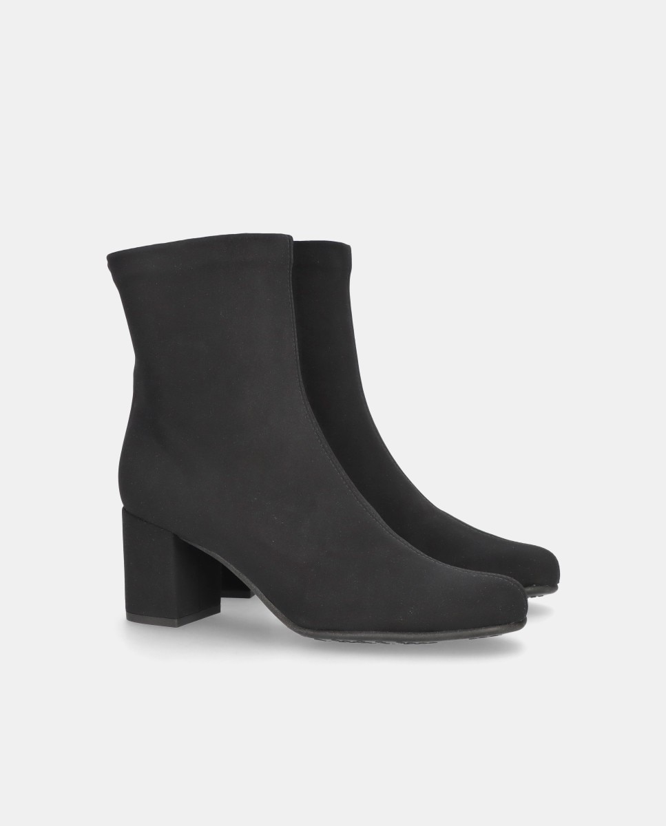 Botins Básicos em Tecido Elástico Preto-2