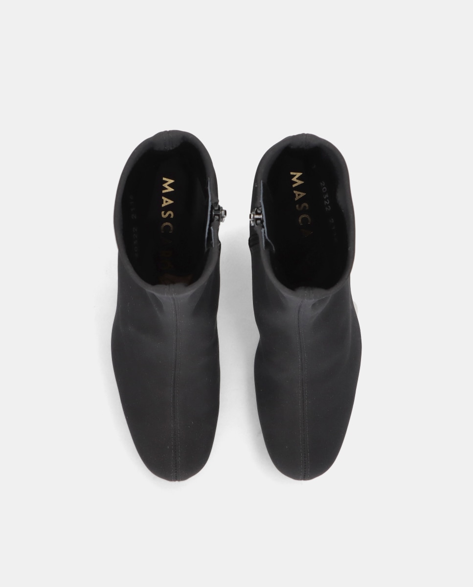 Botins Básicos em Tecido Elástico Preto-3