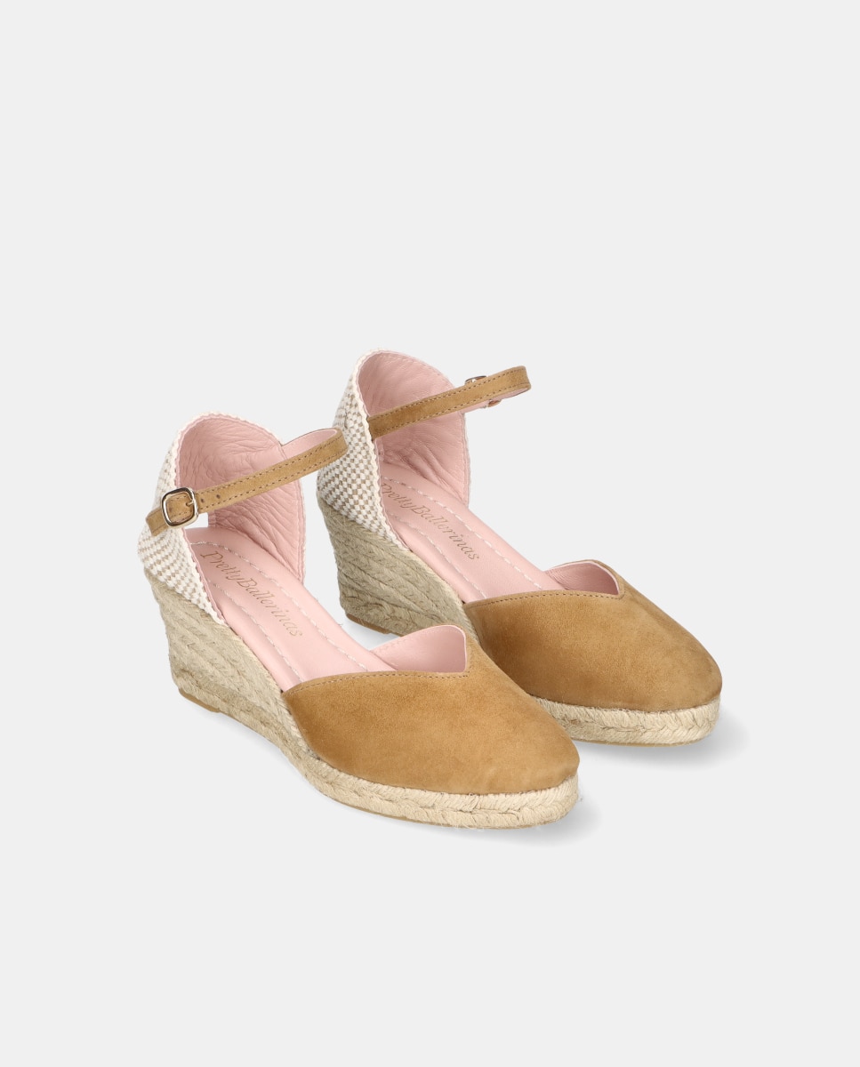 Alpercatas em Cunha Deborah de Camurça Suave Castanho-2