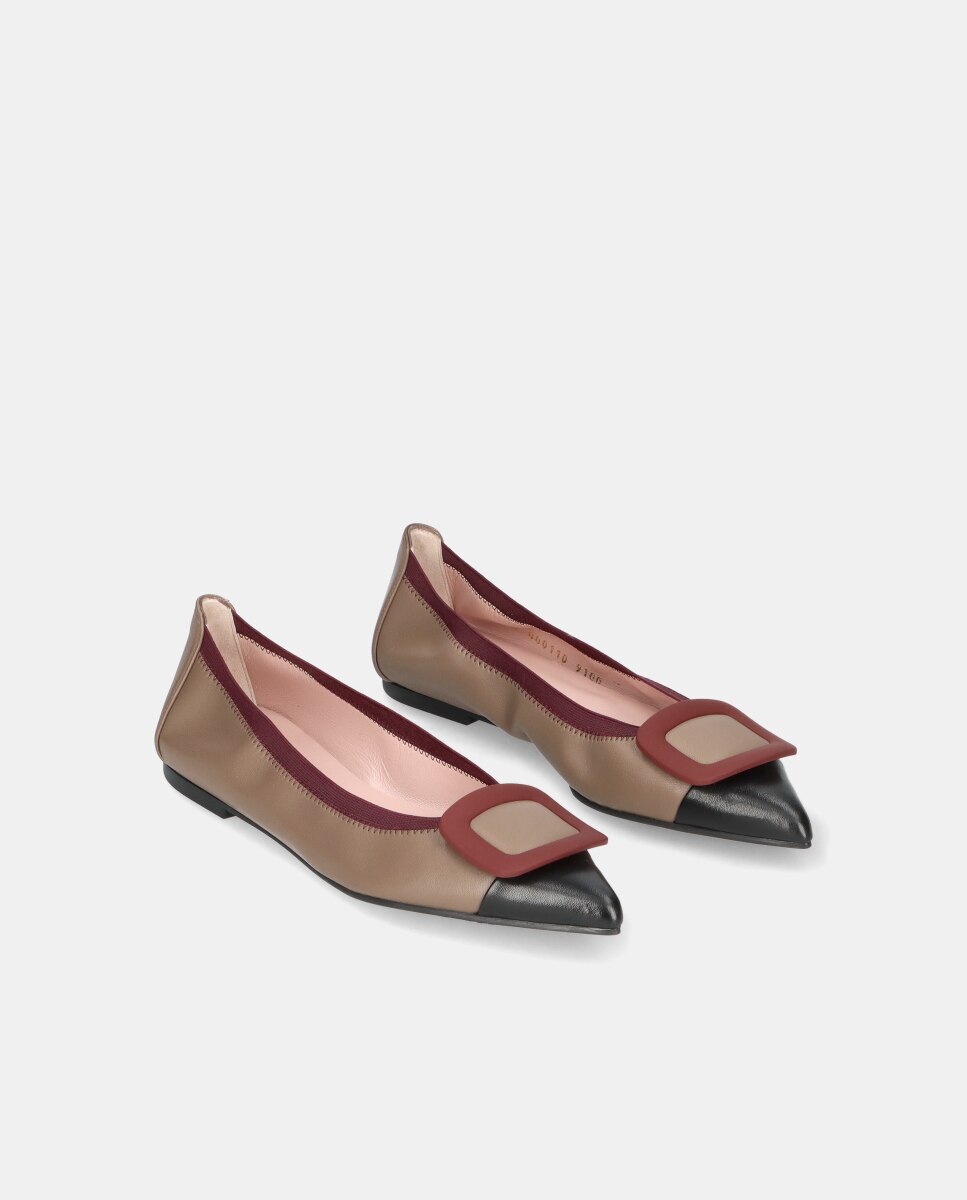 Sabrinas Ella em Napa Suave e Fivela Decorativa Castanho-2