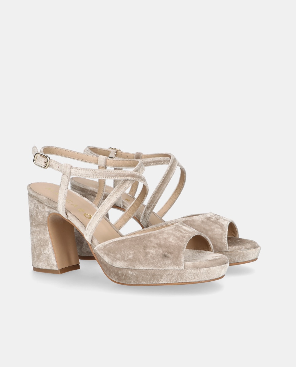 Sandálias Mary em Veludo Bege-2