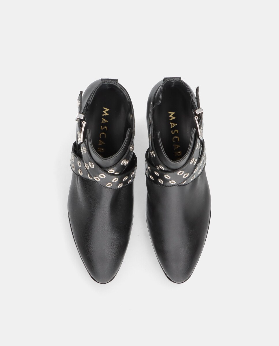 Botins Sharon em Napa com Tira Cruzada de Tachas Preto-3
