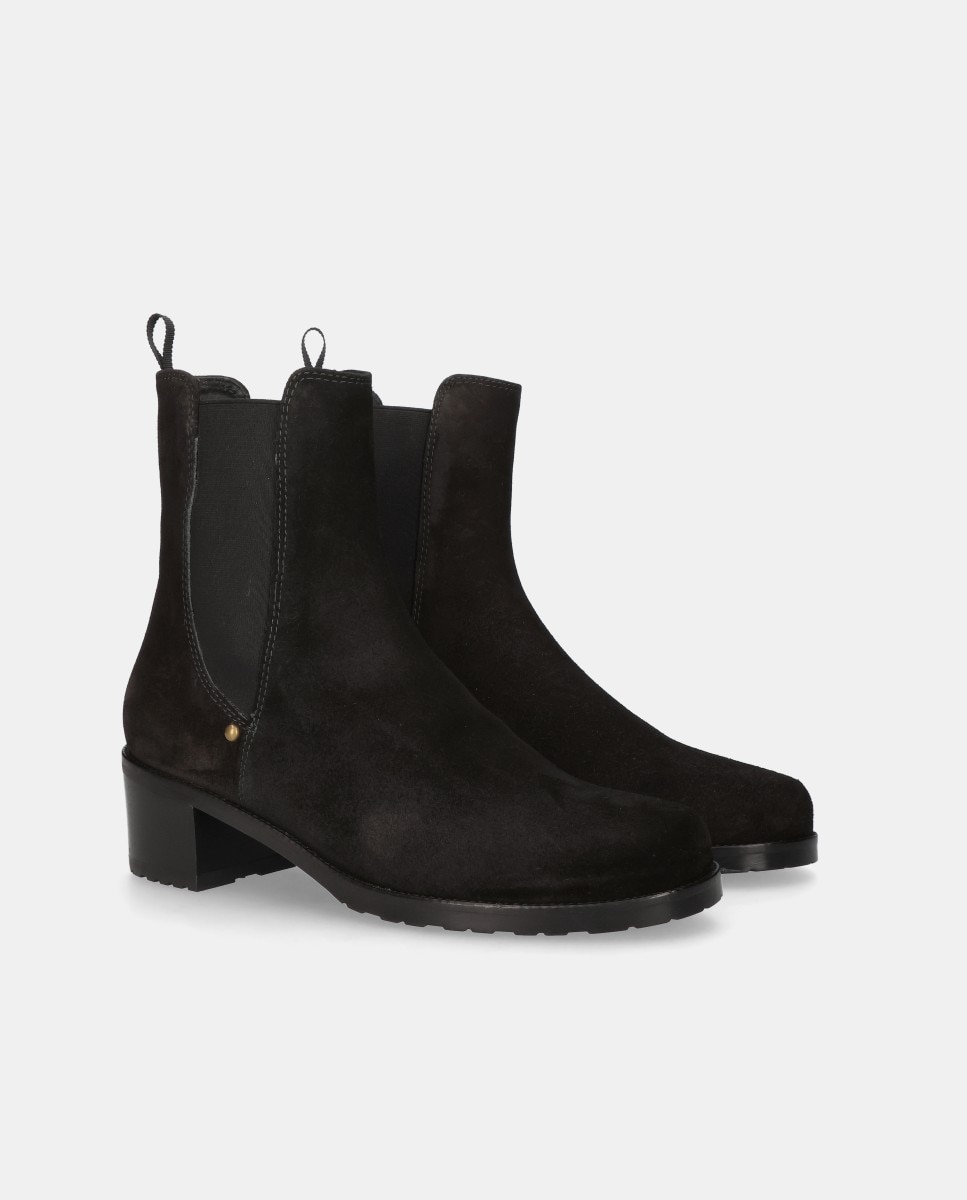 Botins Claudette em Camurça Preto-2