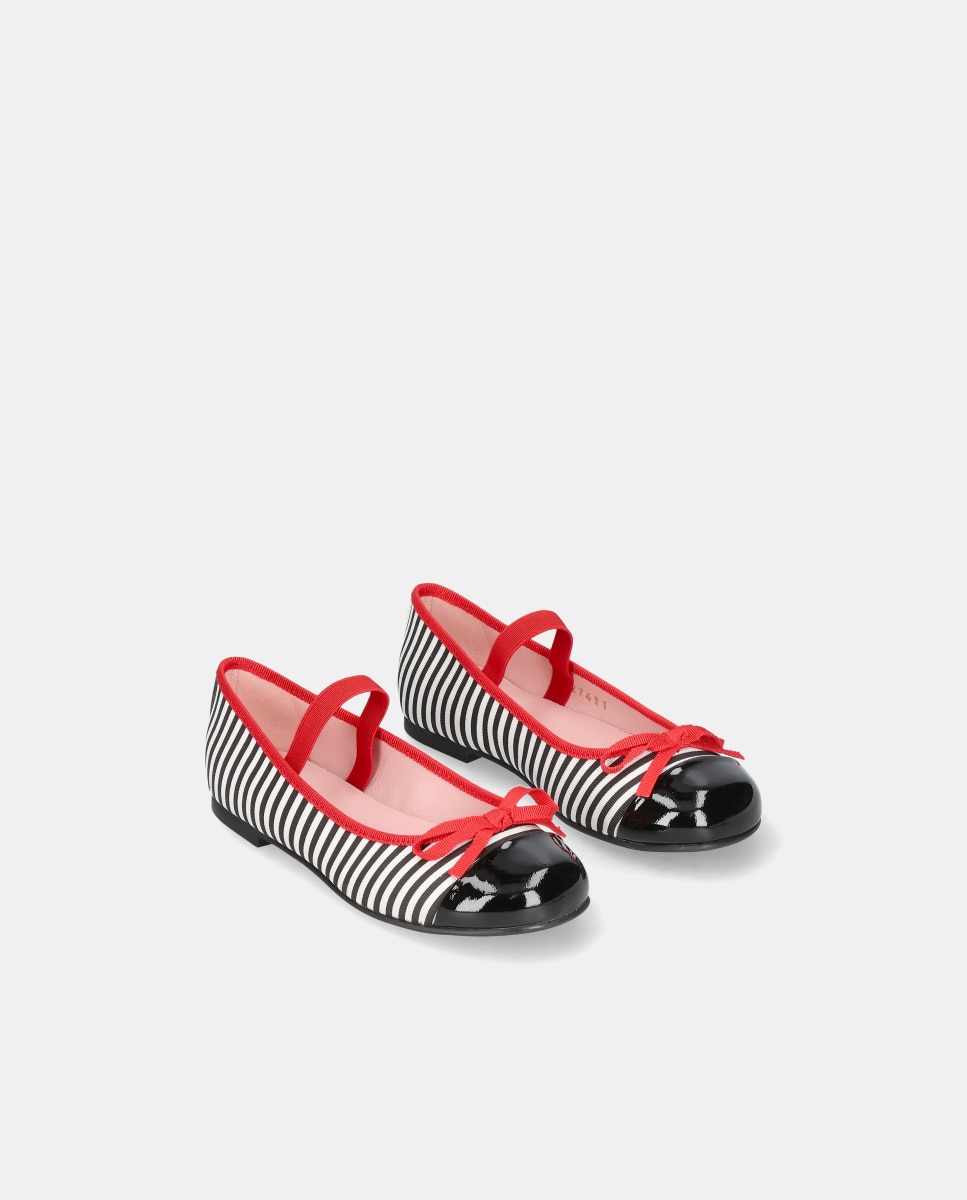 Sabrinas Hannah em Tecido e Verniz Preto / Branco / Vermelho-2