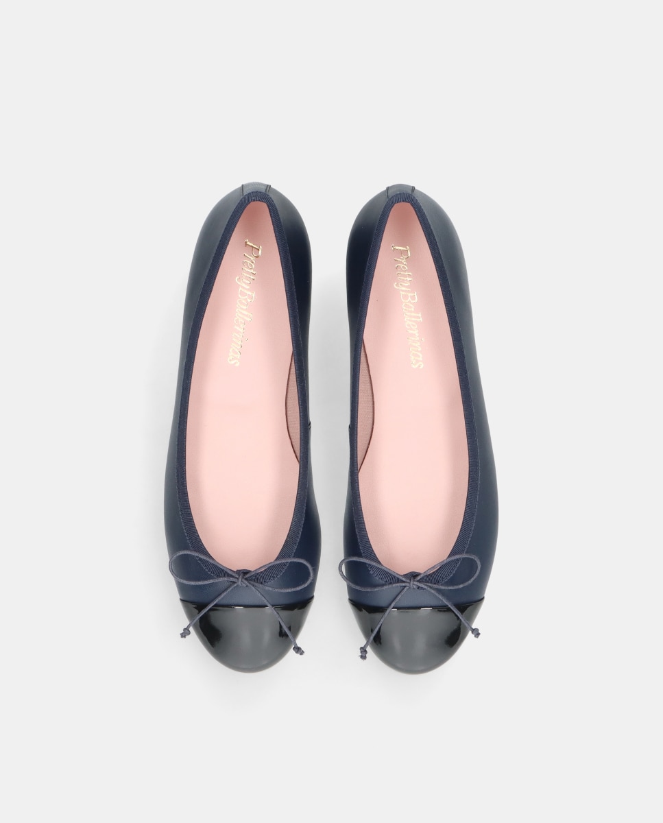 Sabrinas Gretschen em Napa e Verniz Azul-3