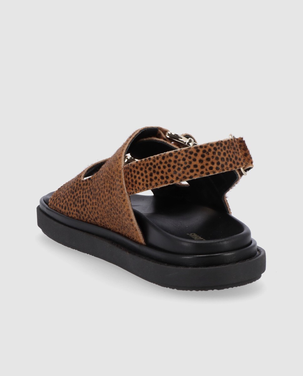 Sandálias Rasas de Pele com Fivelas Castanho-claro-4