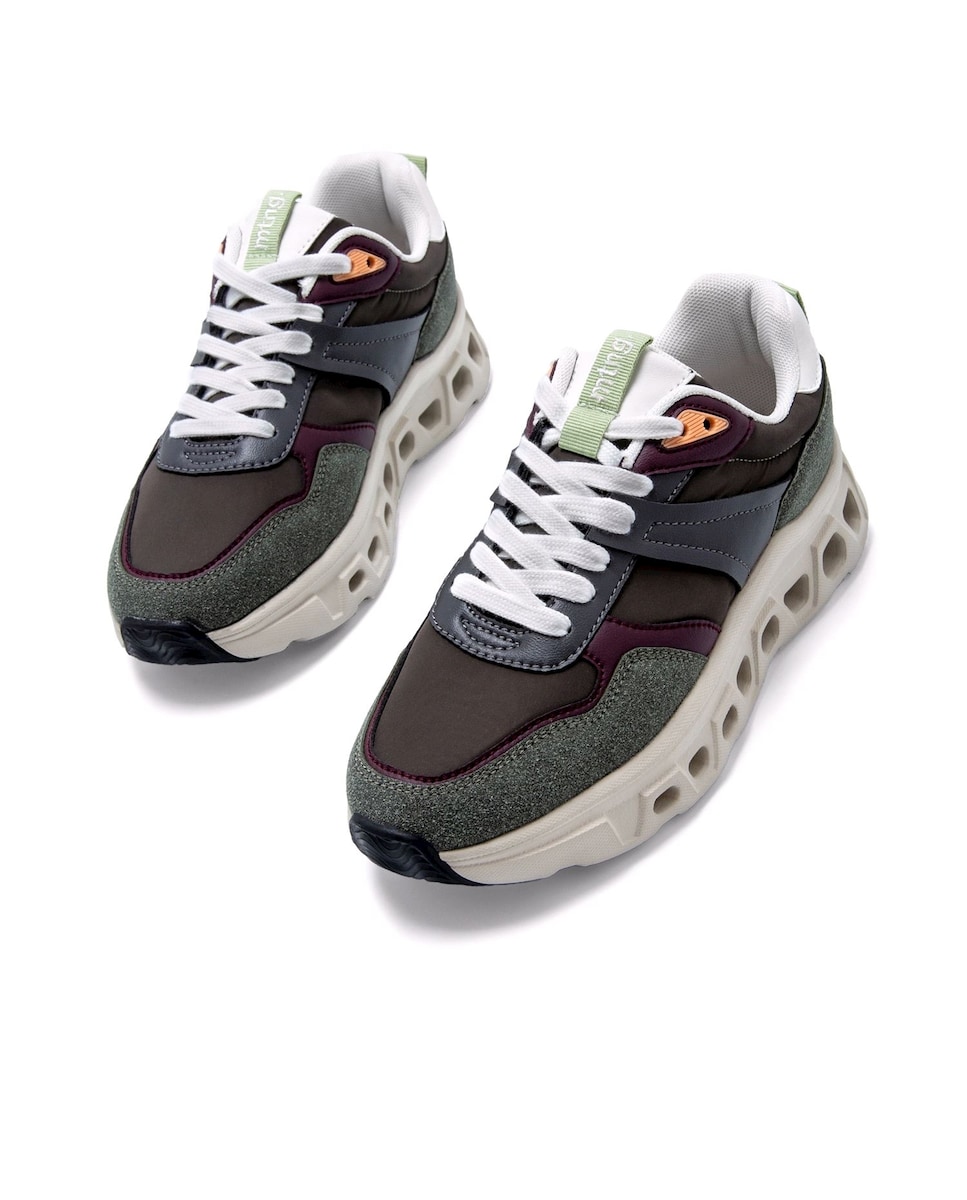 Sapatilhas Desportivas Combinadas com Sola Volumosa Cinzento-3
