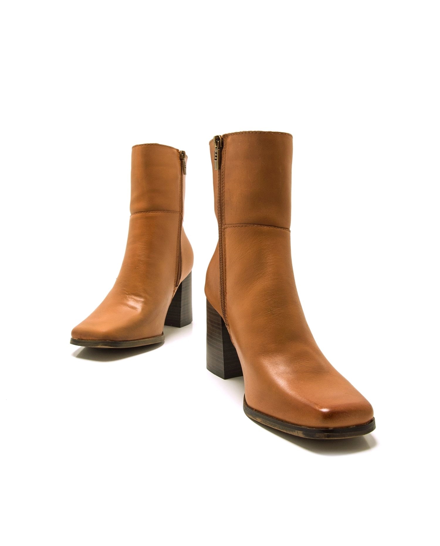 Botins Básicos de Salto em Pele Castanho-claro-4