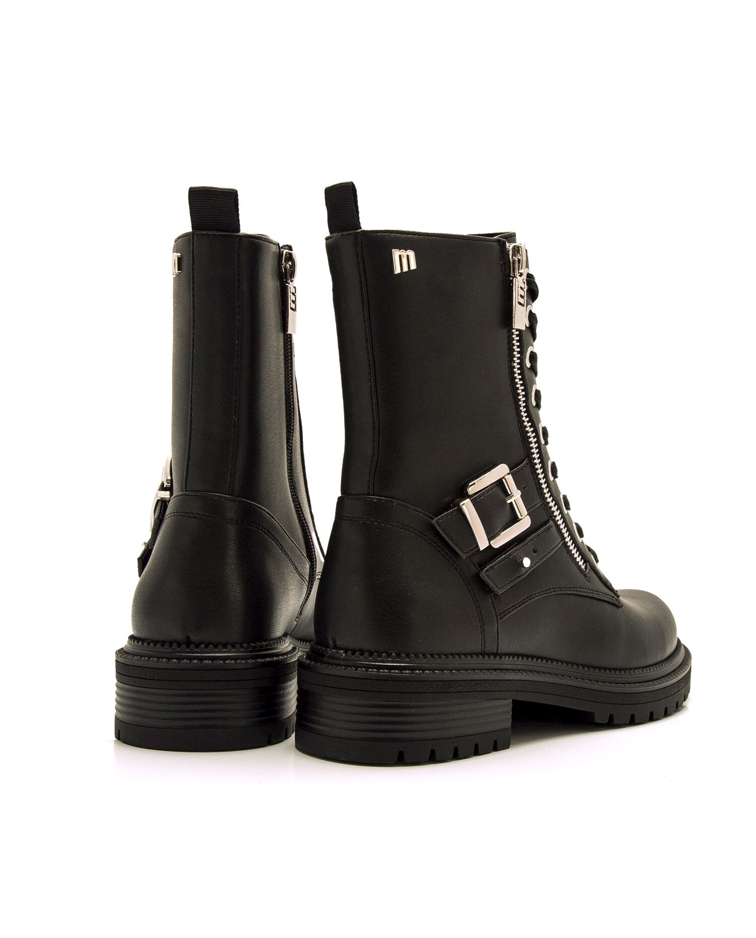 Botins Estilo Militar com Detalhe de Fivela Preto-3