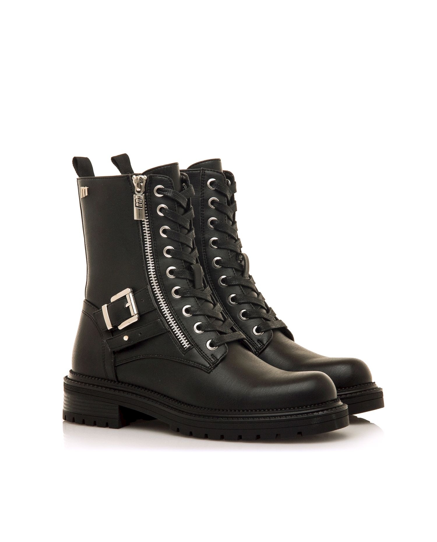 Botins Estilo Militar com Detalhe de Fivela Preto-5