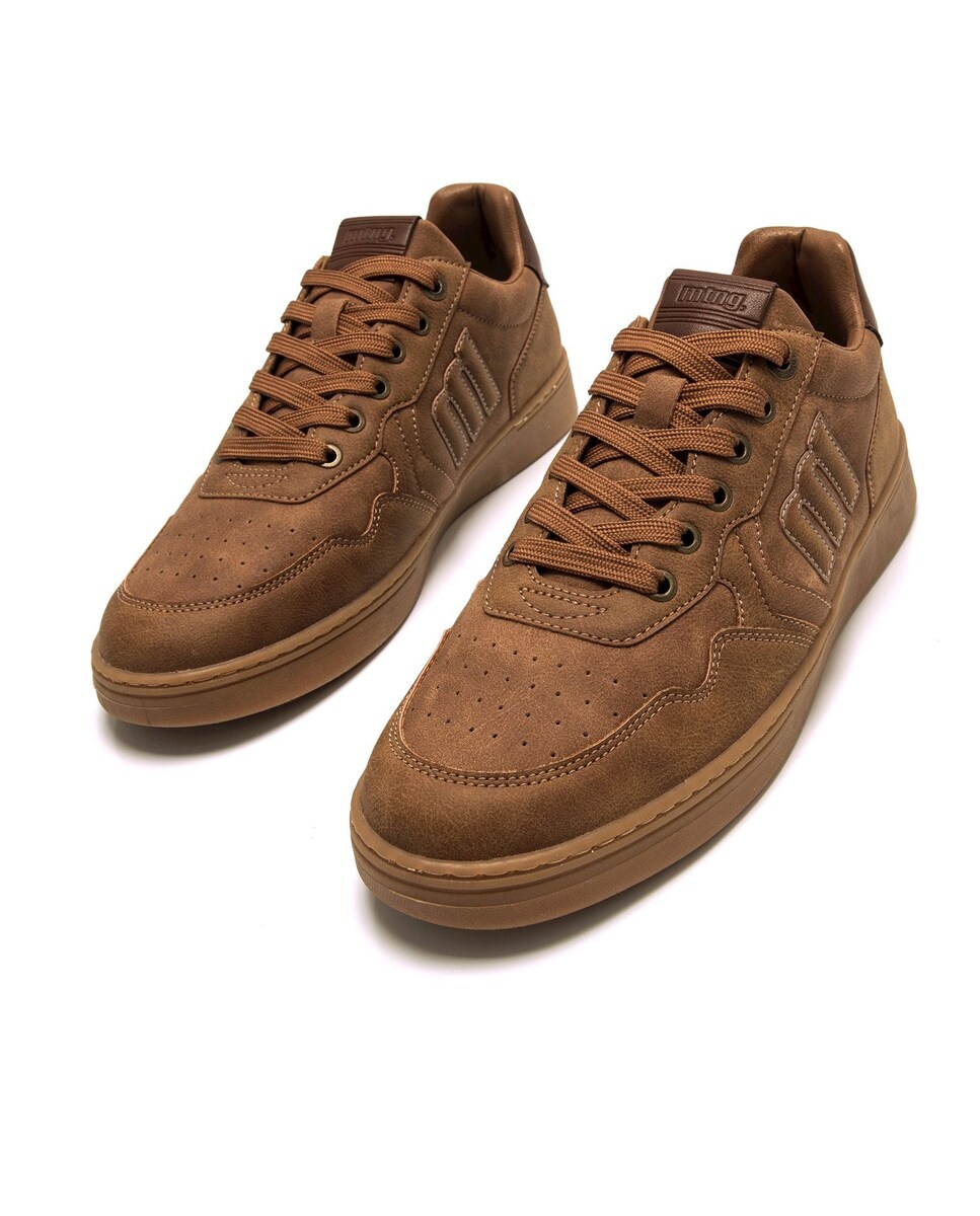 Sapatilhas Modelo Colton Castanho-2