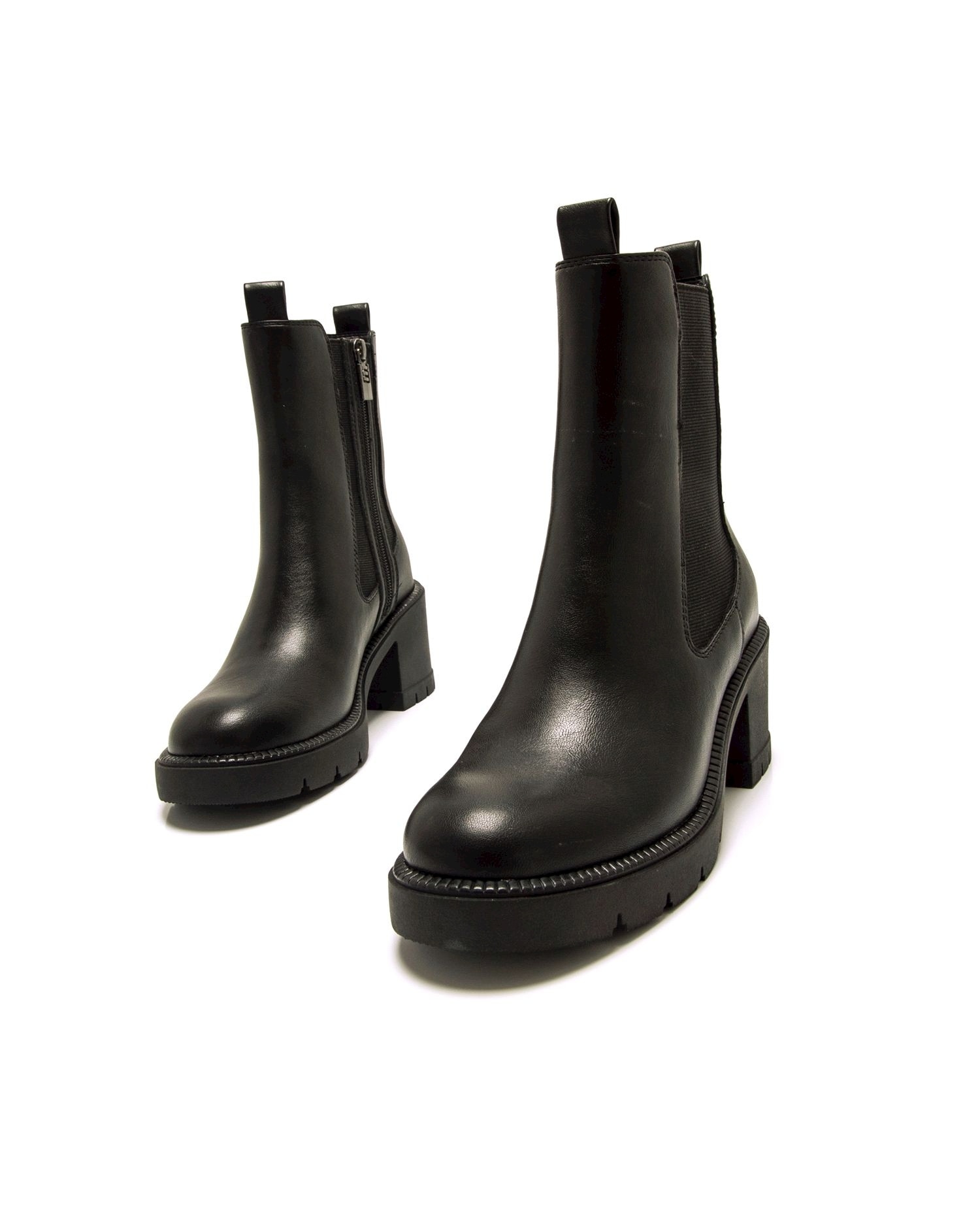 Botins Básicos com Tacão Largo e Elástico na Lateral Preto-2