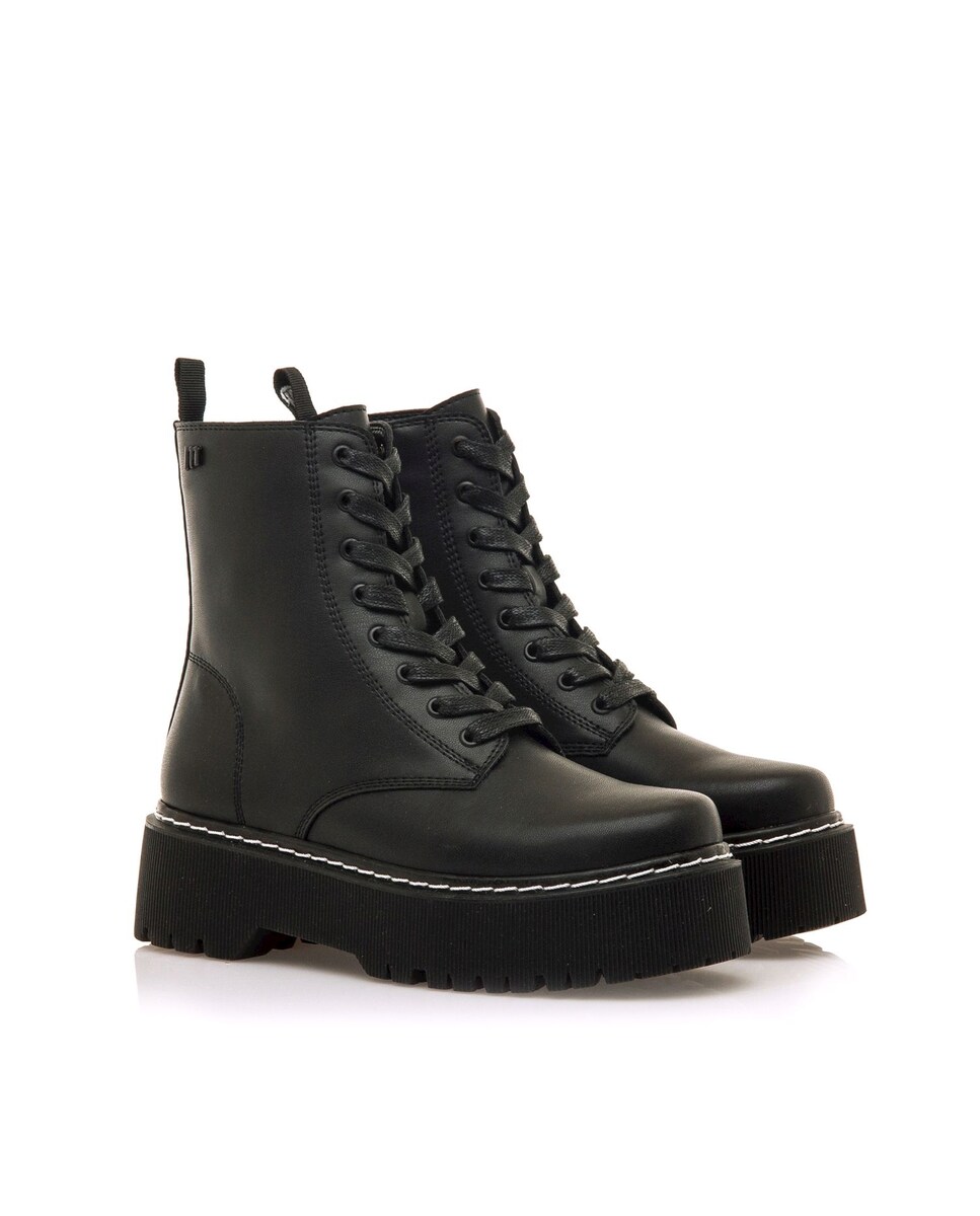 Botins Estilo Militar com Sola Dupla Preto-5