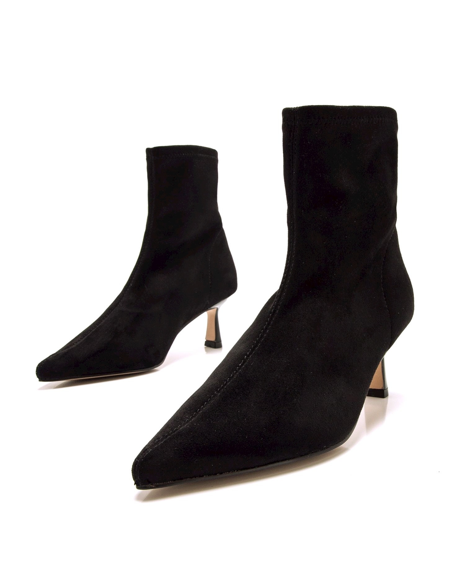 Botins Básicos com Salto Fino e Tecido Stretch Preto-2
