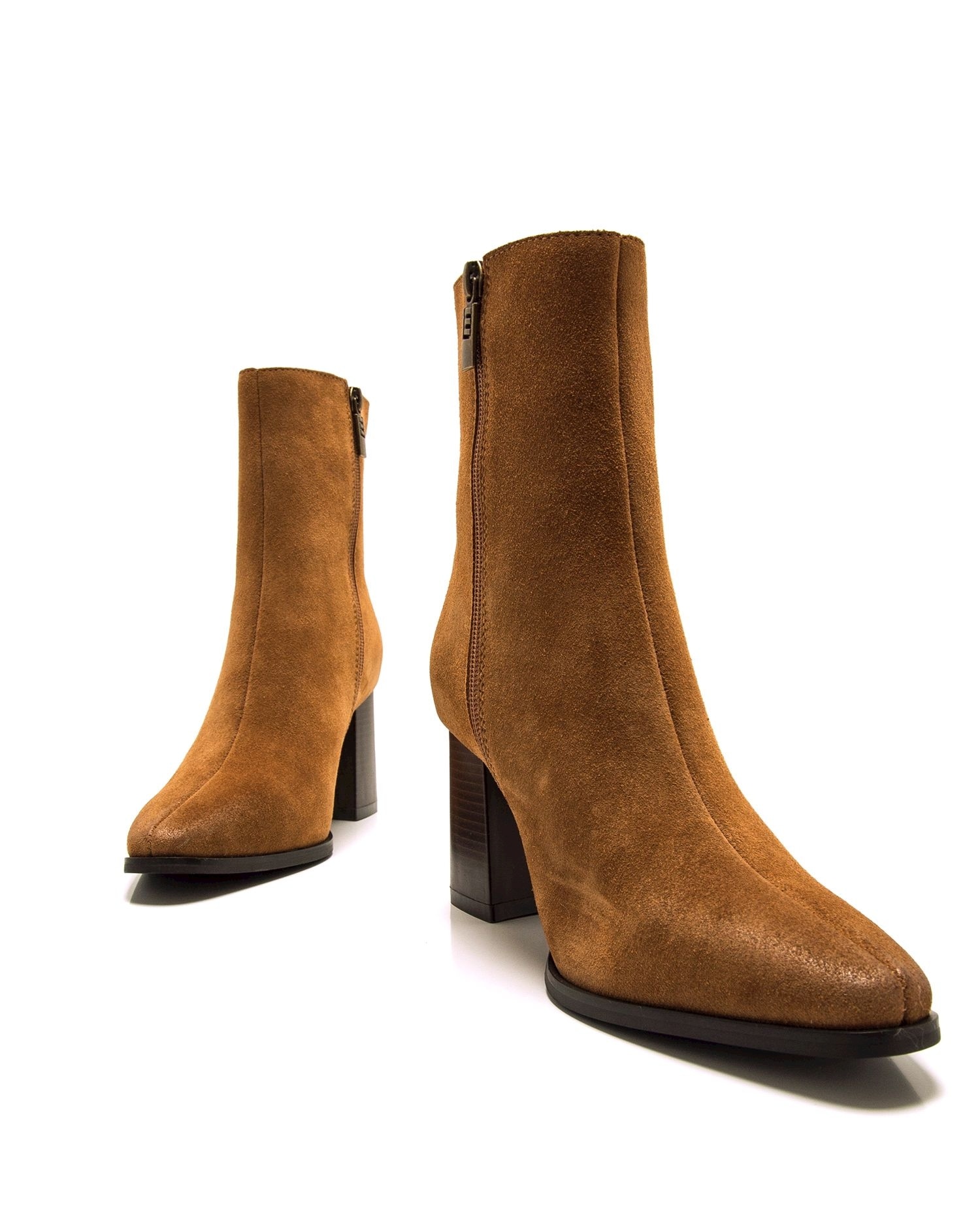 Botins Básicos de Salto em Pele com Biqueira Pontiaguda Couro-4