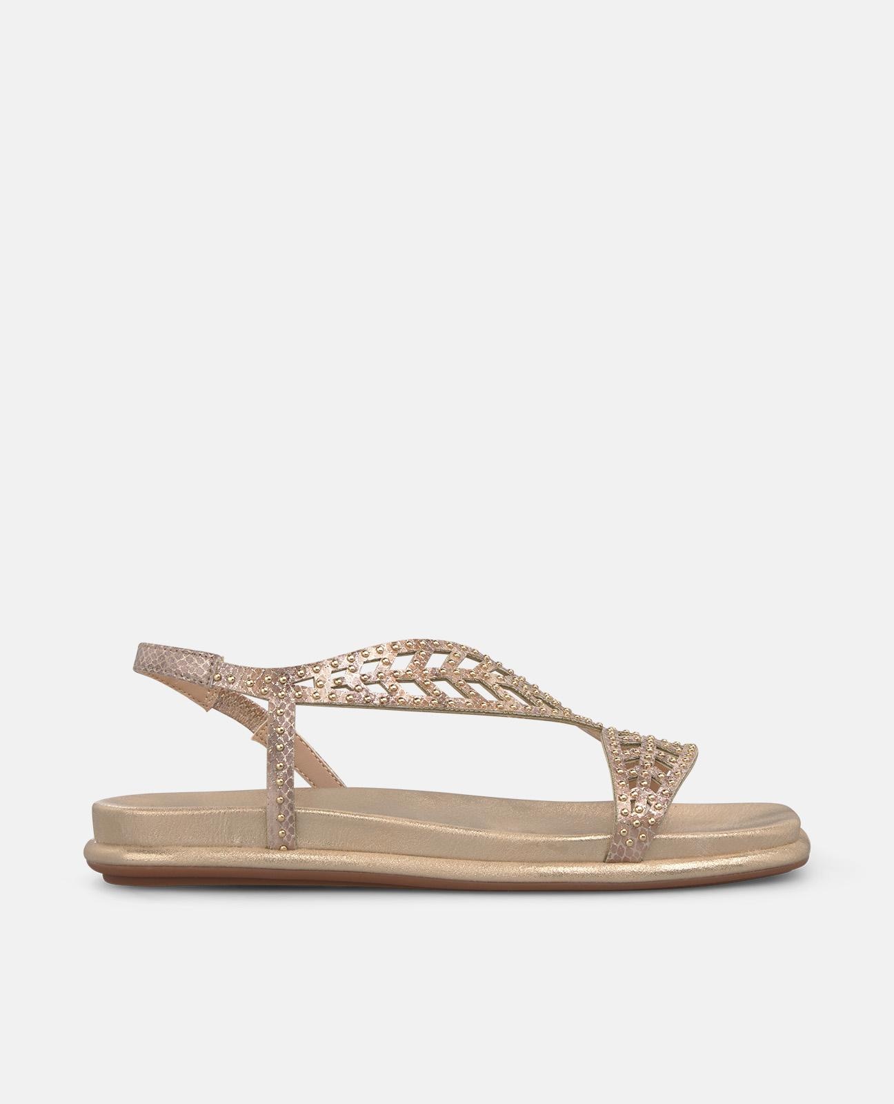 Imagem 0 de Sandálias Rasas com Detalhes Bordados e Fecho de Fivela