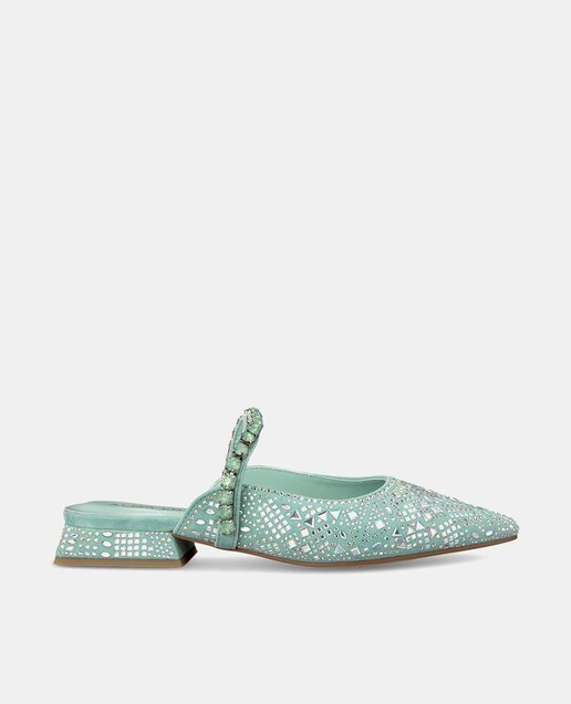 Imagem 0 de Sapatos de Pele Rasos com Biqueira Pontiaguda