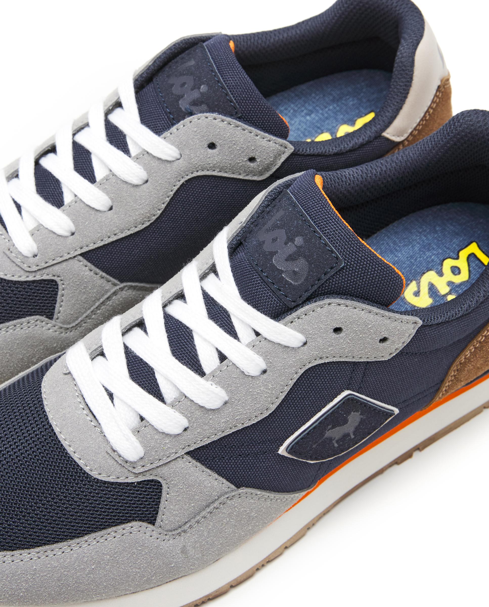 Sapatilhas com Atacadores e Logo Lateral Preto-5