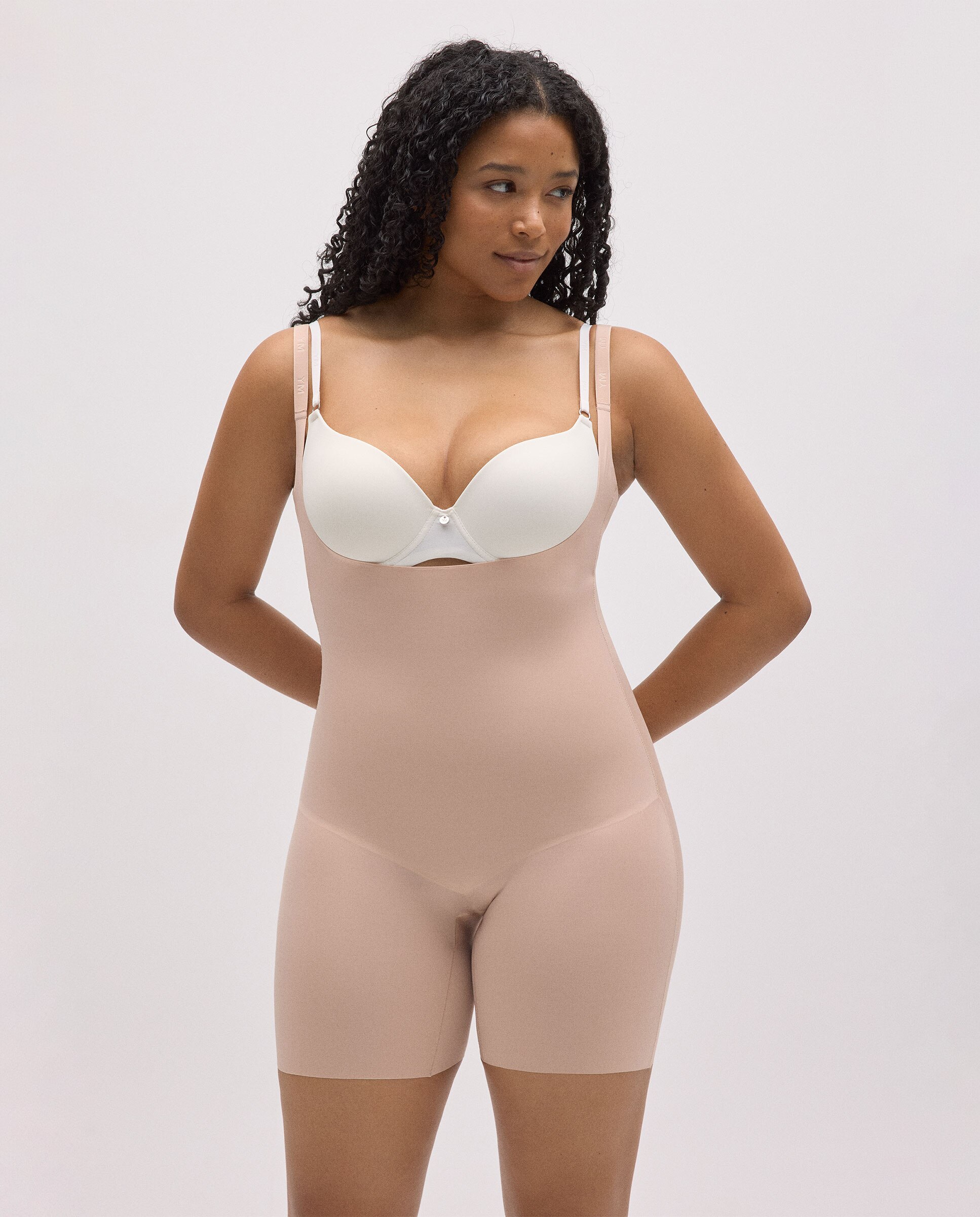 Body Redutor com Abertura e Acabados Invisíveis Nude-2