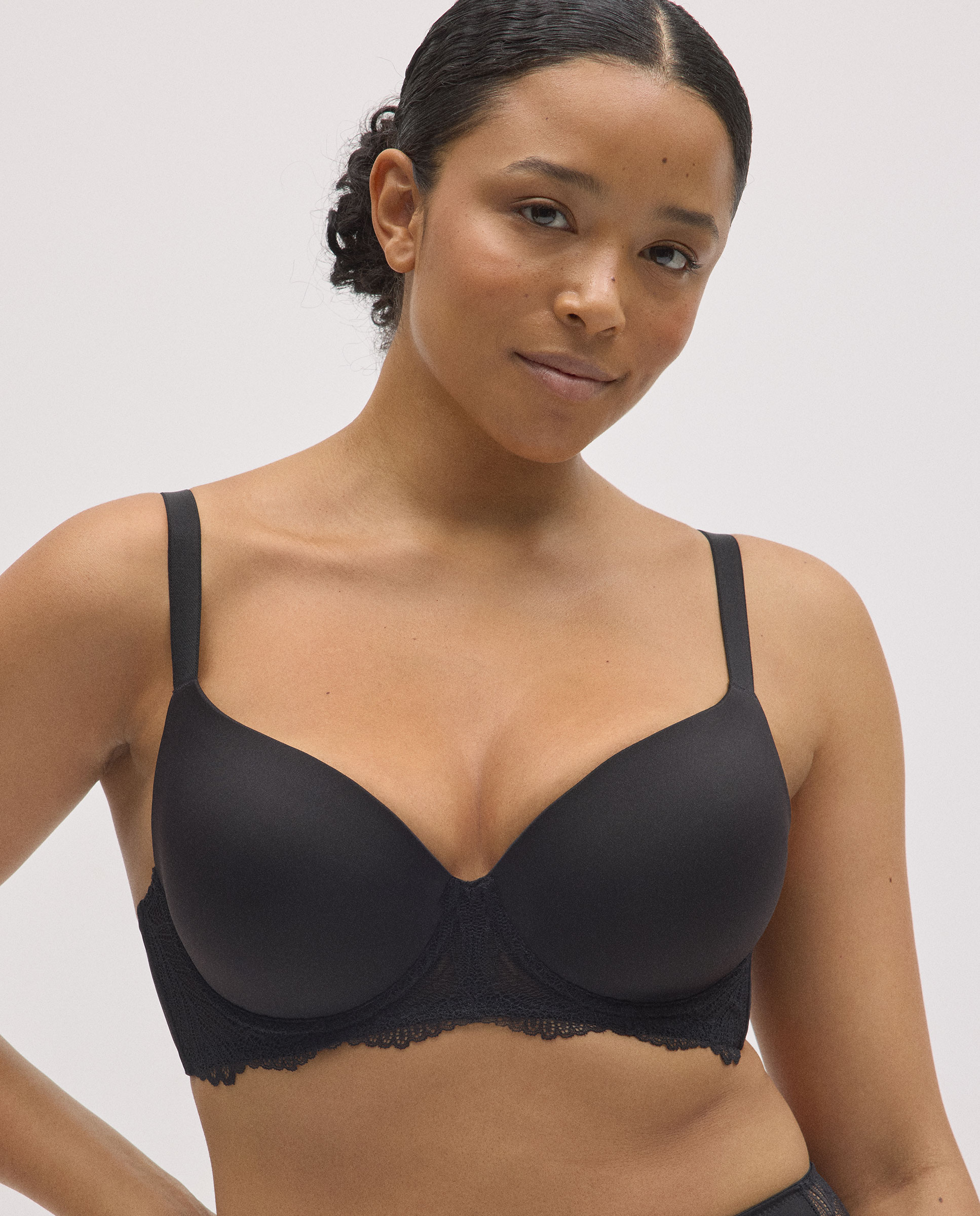 Imagem 0 de Soutien com Aro com Forro de Renda Copas B e C