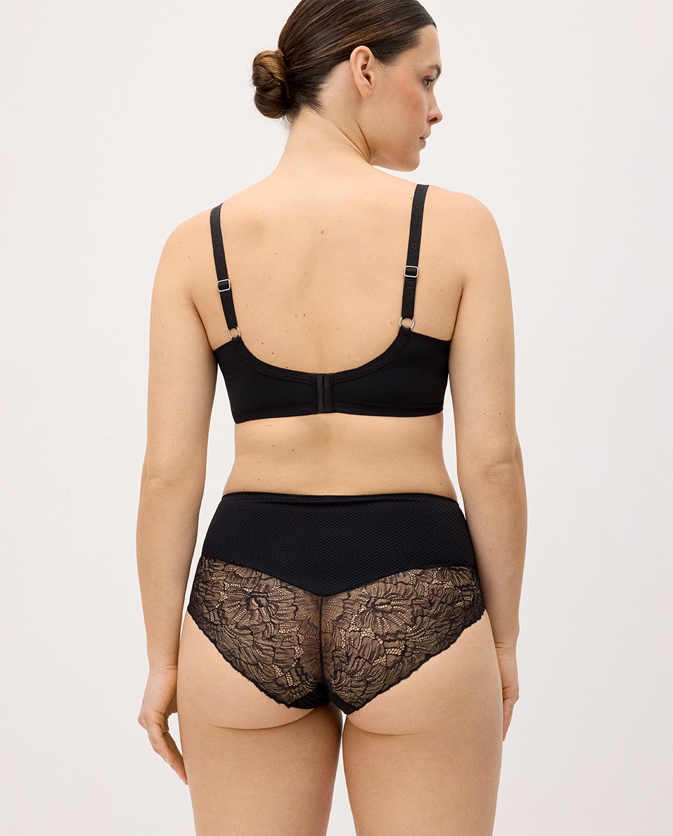 Cueca Alta de Controle com Renda Preto-2
