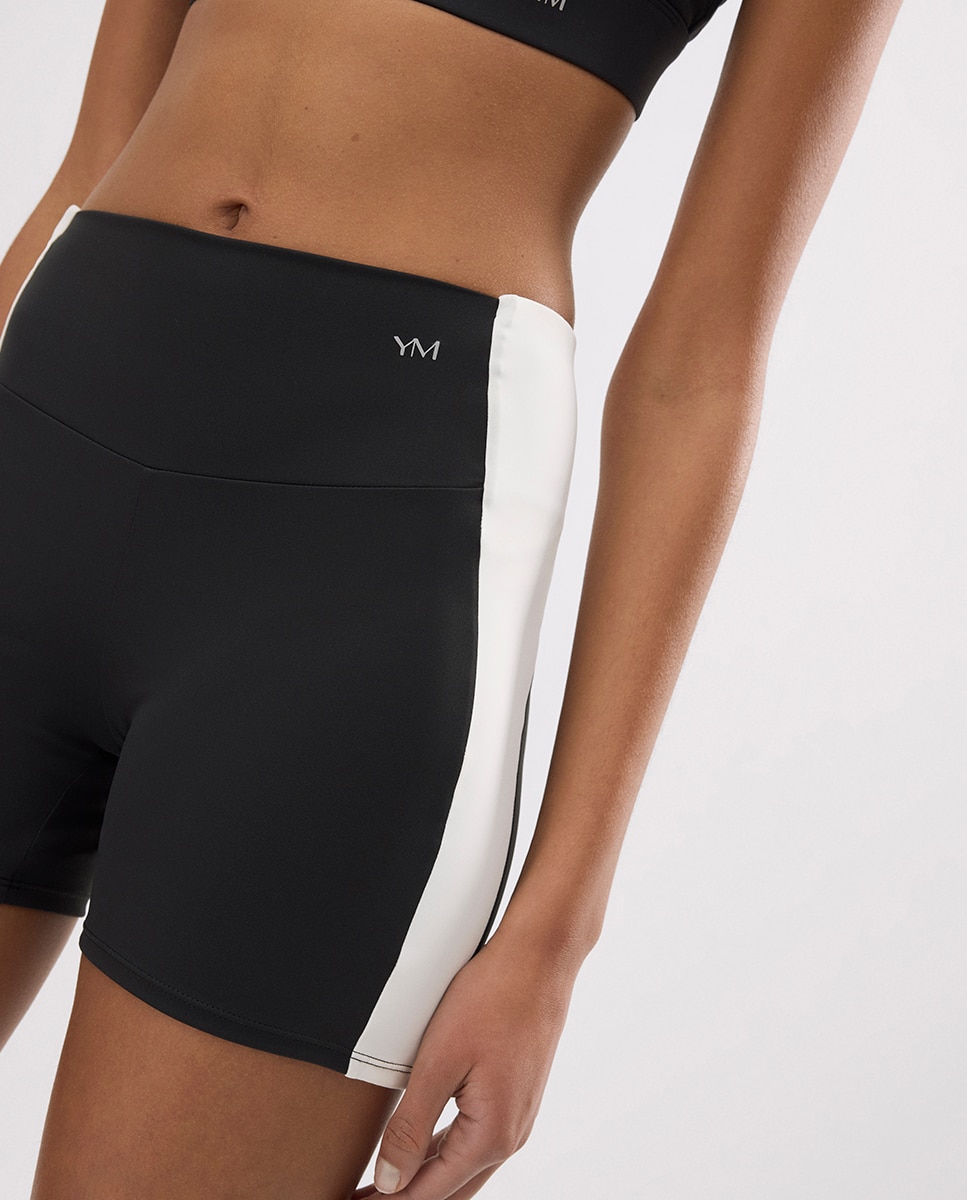 Calções Desportivos Curtos Efeito Push-up com Faixa em Contraste Preto-4