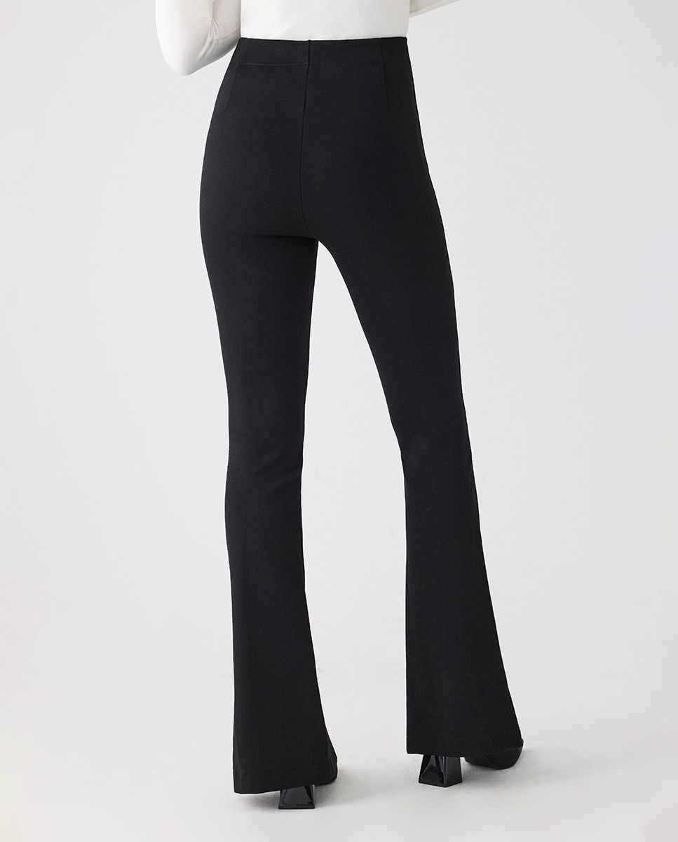 Leggings Moldeadores À Boca de Sino com Aberturas Preto-4