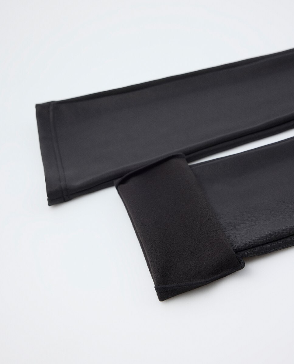 Leggings Térmicos Efeito Pele À Boca de Sino Preto-7