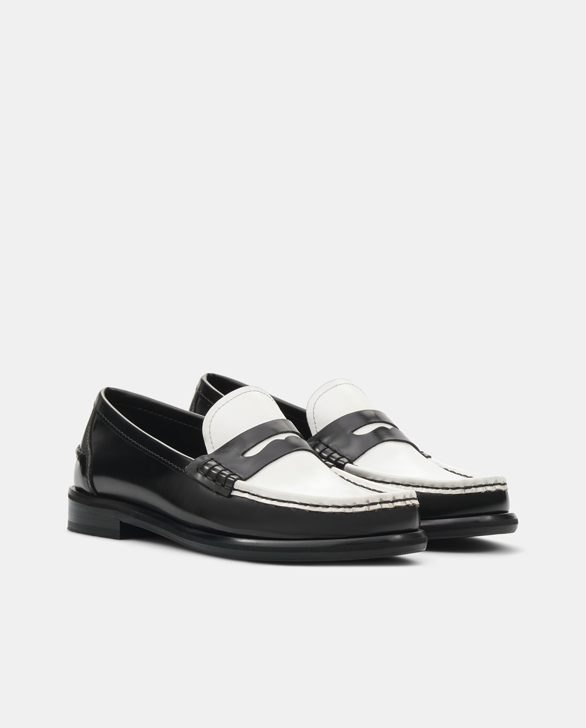 Mocassins Lara de Pele Multicolor Preto / Branco-2