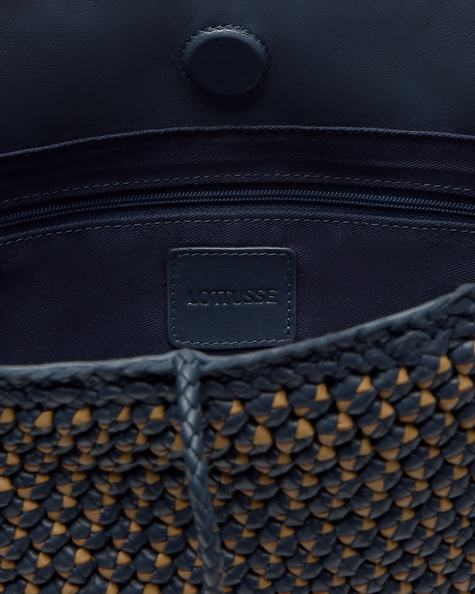 Mala Pequena de Pele Entrançada Azul-marinho-5