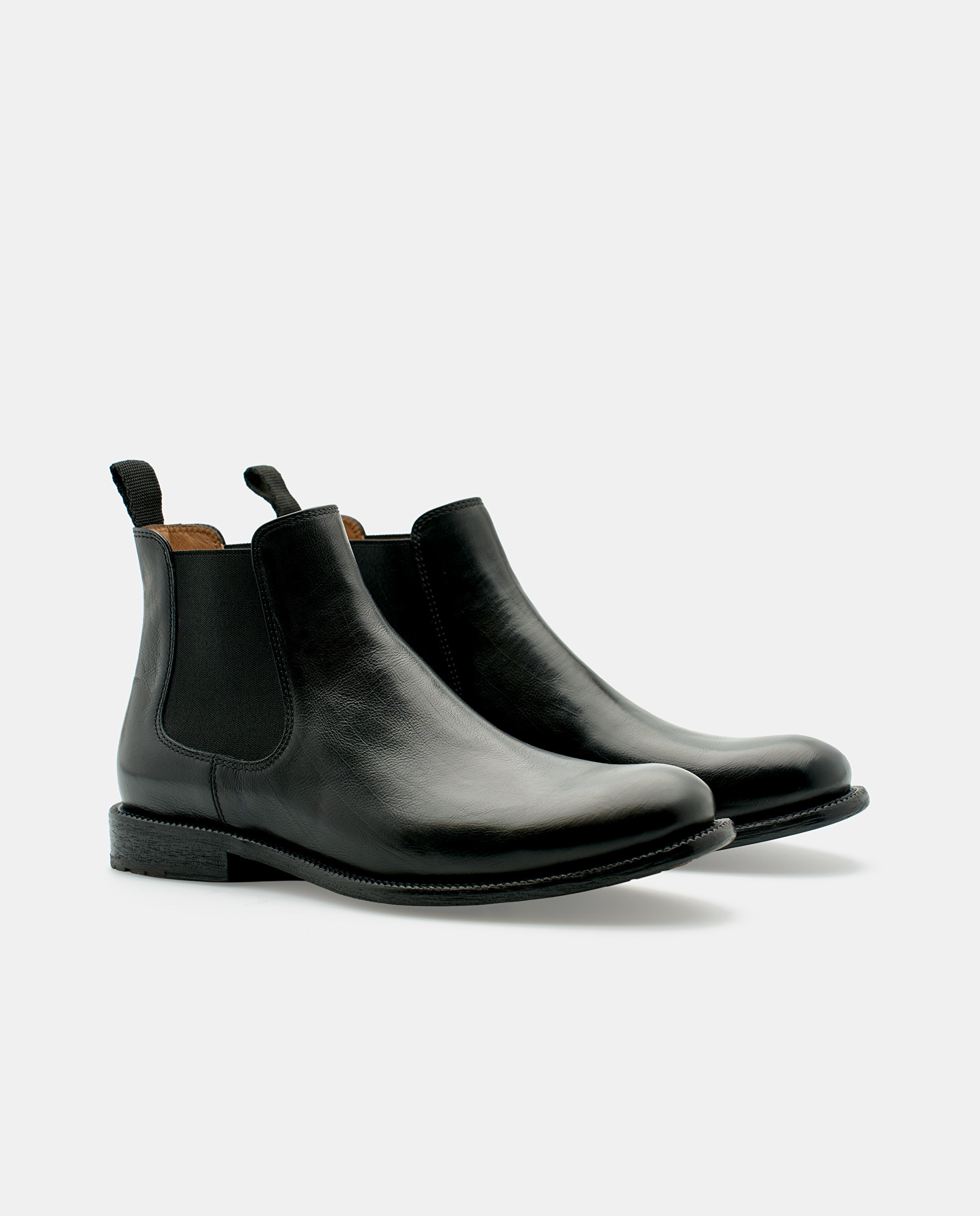 Botins Lutton de Pele de Bovino em Preto Preto-2